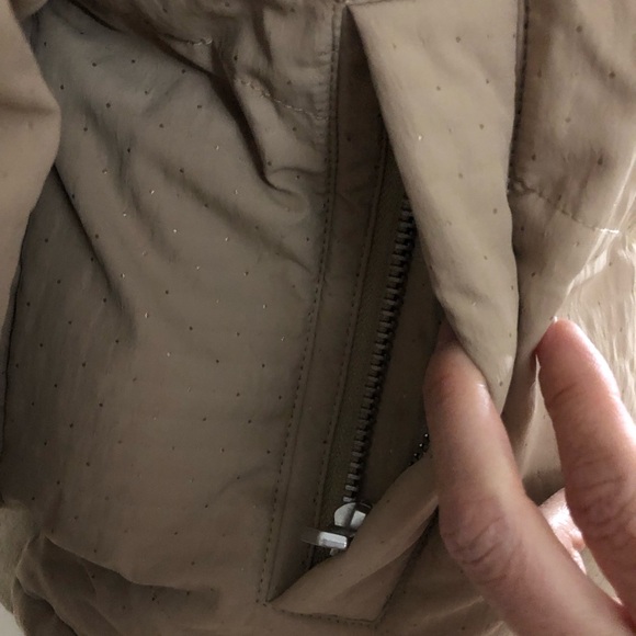 NWT Avec Lec Filles Faux Shearling Detail Puffer Jacket - Picture 9 of 12